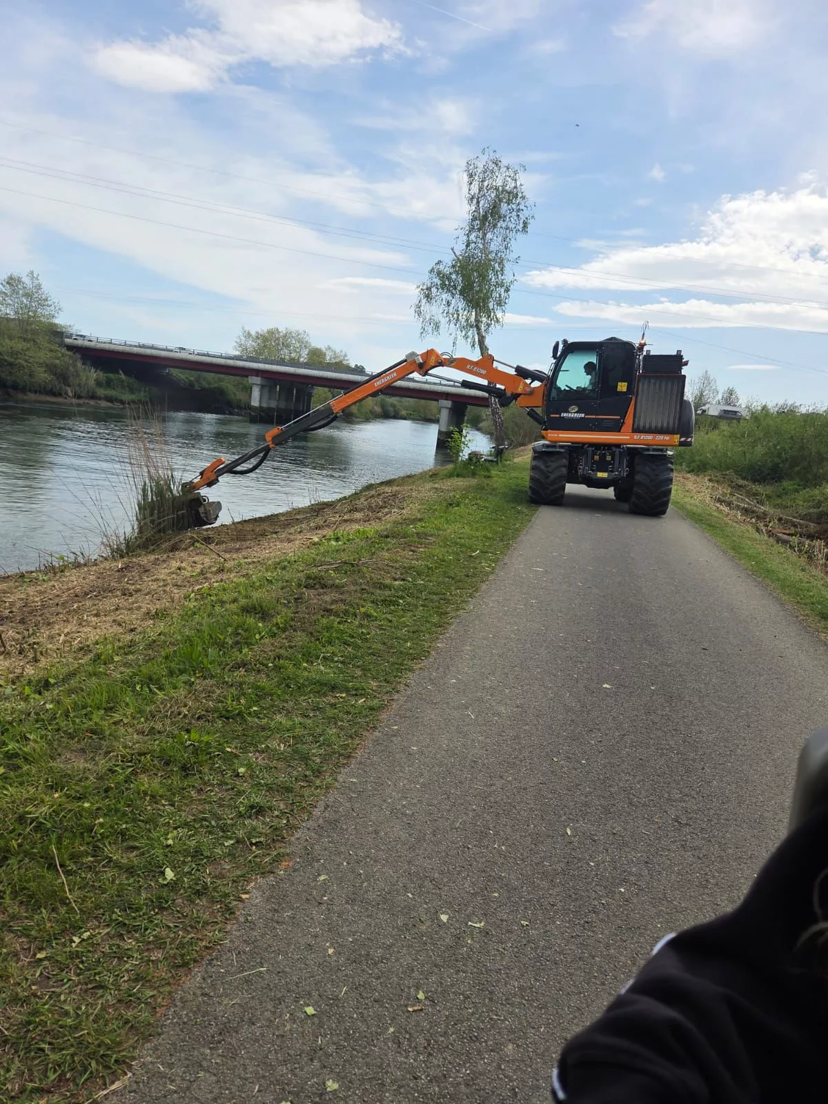 Entretien d'un cours d'eau — Harreguy Environnement